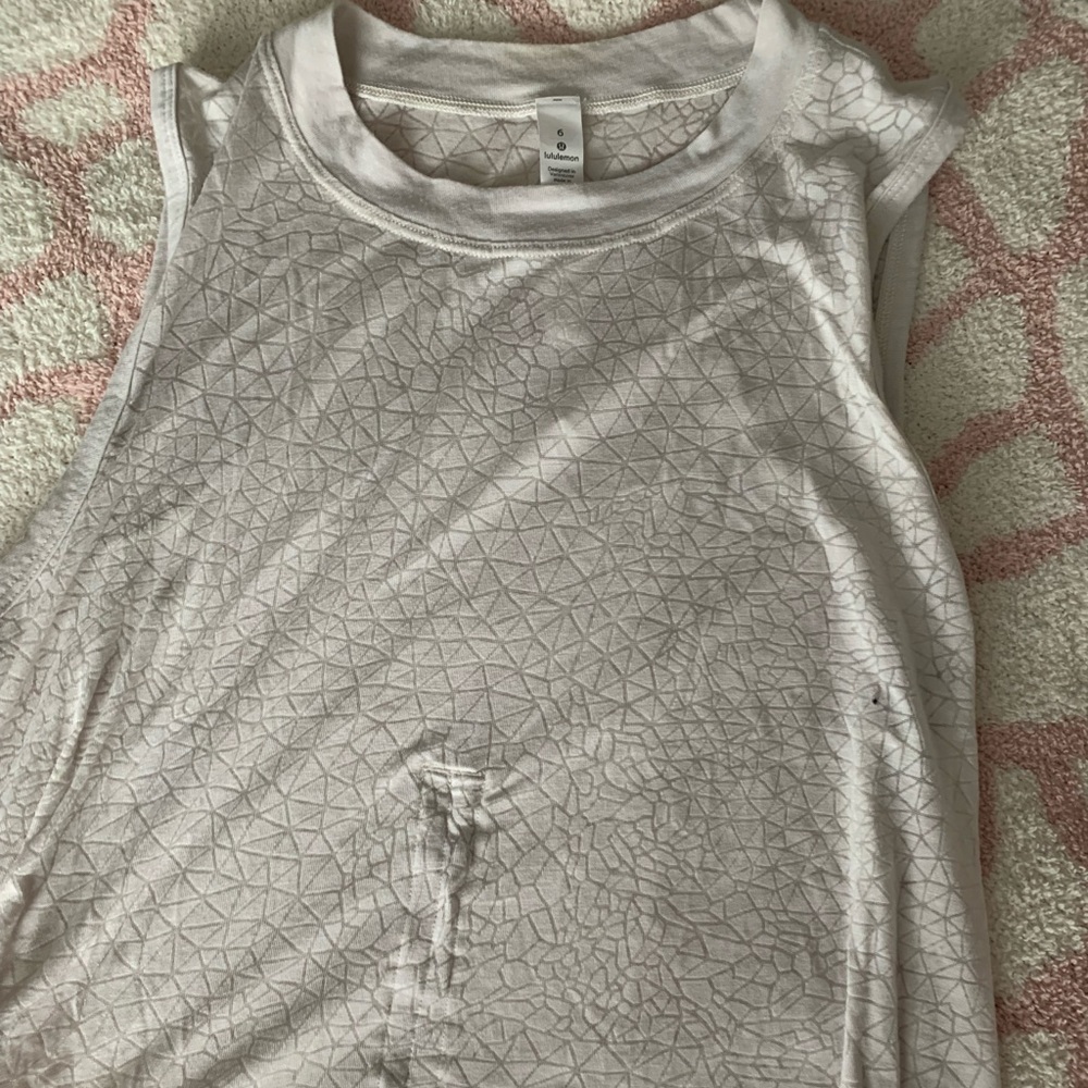 Lululemon Women’s Tank Top